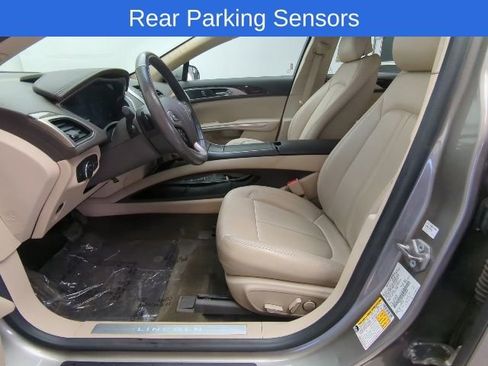 Used 2016 Lincoln MKZ image 12