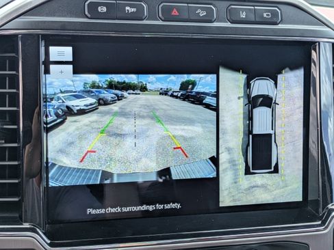 Used 2022 Ford F450 Platinum w/ FX4 Off-Road Package AWD/4WD image 30