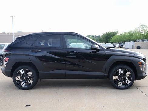 New 2025 Hyundai Kona SEL image 4