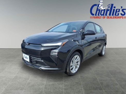 New 2027 Chevrolet Bolt LT w/ Comfort Package FWD image 1