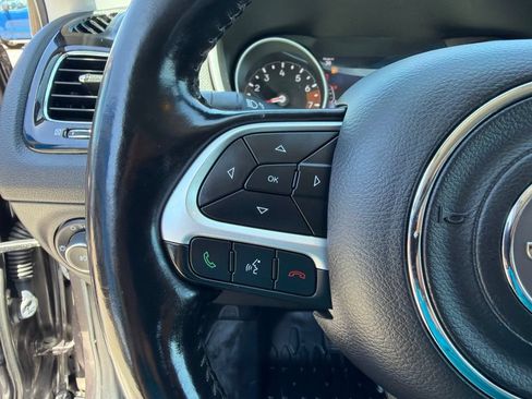 Used 2021 Jeep Compass Latitude AWD/4WD image 18