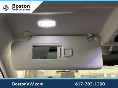 New 2026 Volkswagen Tiguan SE image 24