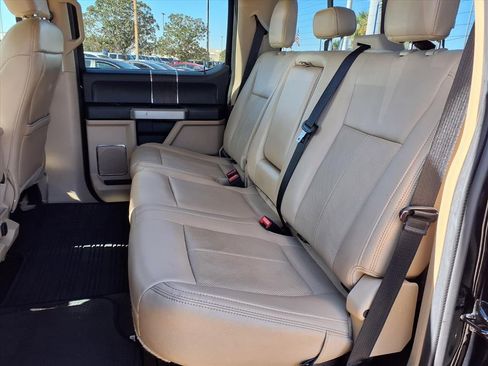 Certified 2020 Ford F250 Lariat image 25