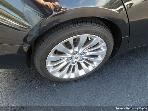 Used 2014 Cadillac CTS Premium image 17