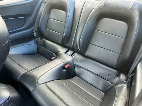 Used 2019 Ford Mustang Bullitt image 12