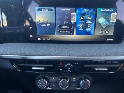 New 2026 Nissan Kicks S FWD image 19