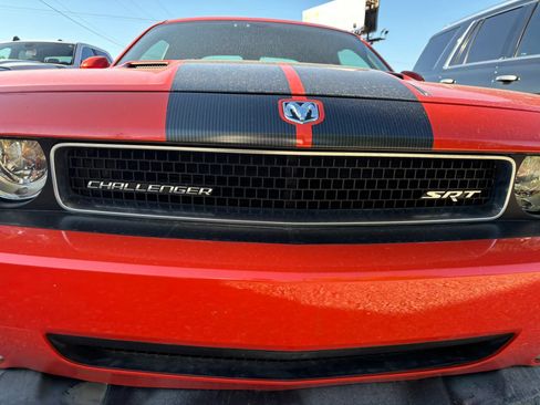 Used 2009 Dodge Challenger SRT8 w/ SRT Option Group II RWD image 4