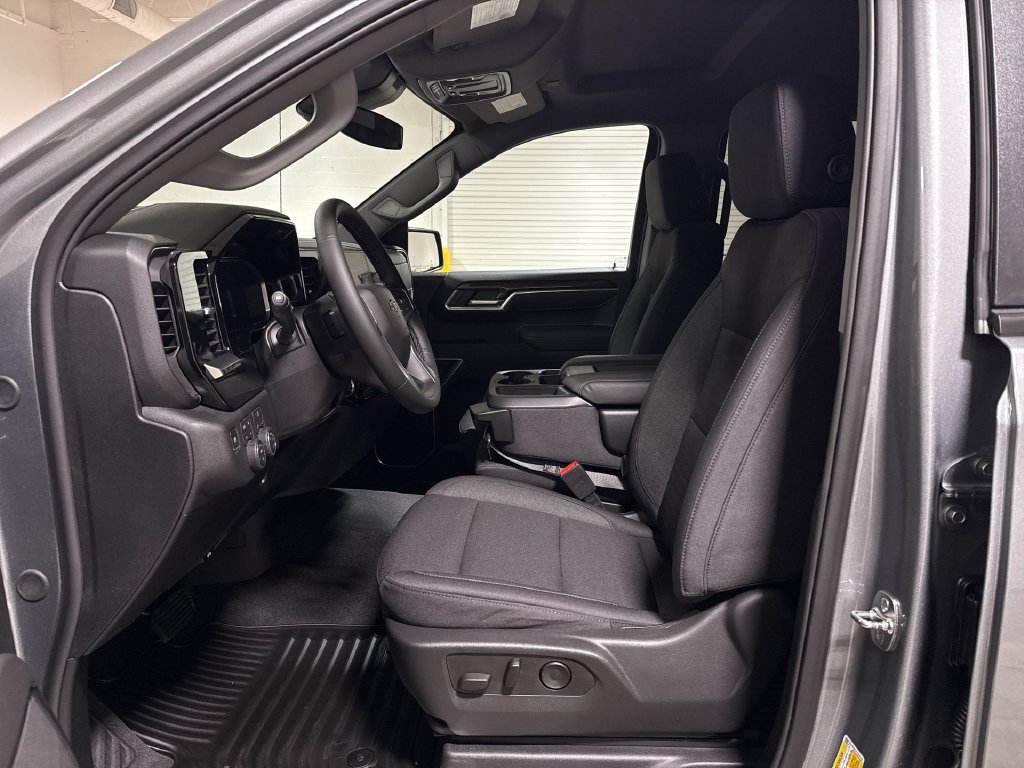 New 2026 Chevrolet Silverado 1500 RST w/ Z71 Off-Road Package AWD/4WD image 20