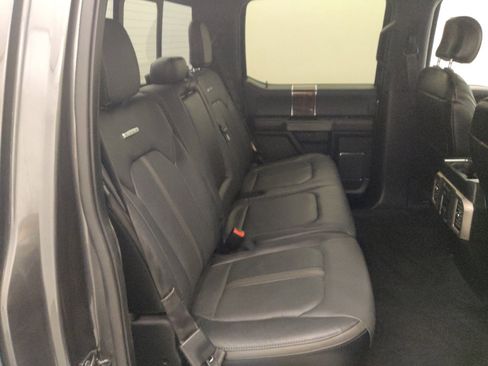 Used 2015 Ford F150 Platinum w/ Equipment Group 701A Luxury AWD/4WD image 19