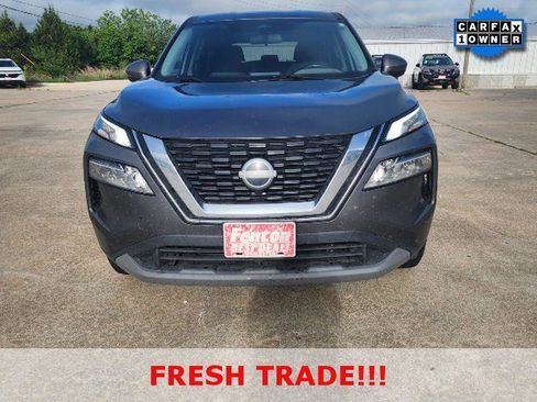 Used 2022 Nissan Rogue SV AWD/4WD image 1