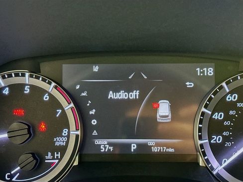 Certified 2024 Toyota Highlander XLE image 10