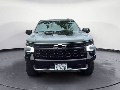 Used 2024 Chevrolet Silverado 1500 ZR2 w/ Technology Package AWD/4WD image 2