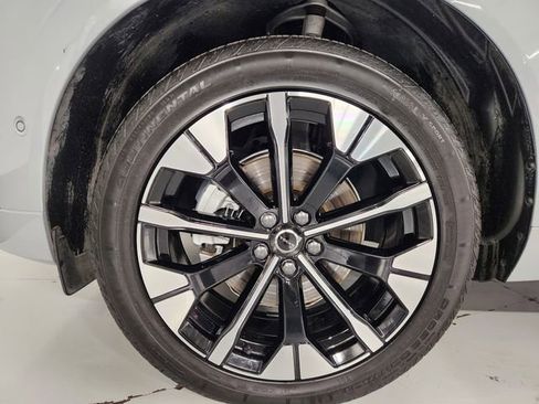 New 2026 Volvo XC60 B5 Plus w/ Protection Package Premier image 8