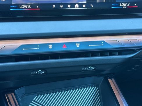 Used 2025 BMW X3 xDrive30i w/ Convenience Package image 18