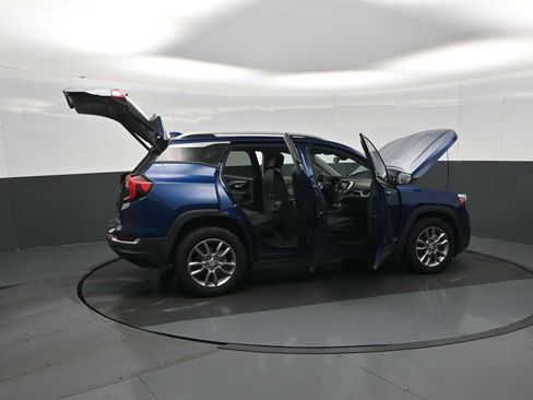 Used 2022 GMC Terrain SLT w/ Tech Package image 28