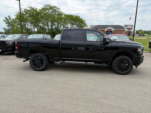 Certified 2024 RAM 2500 Big Horn w/ Night Edition AWD/4WD image 2