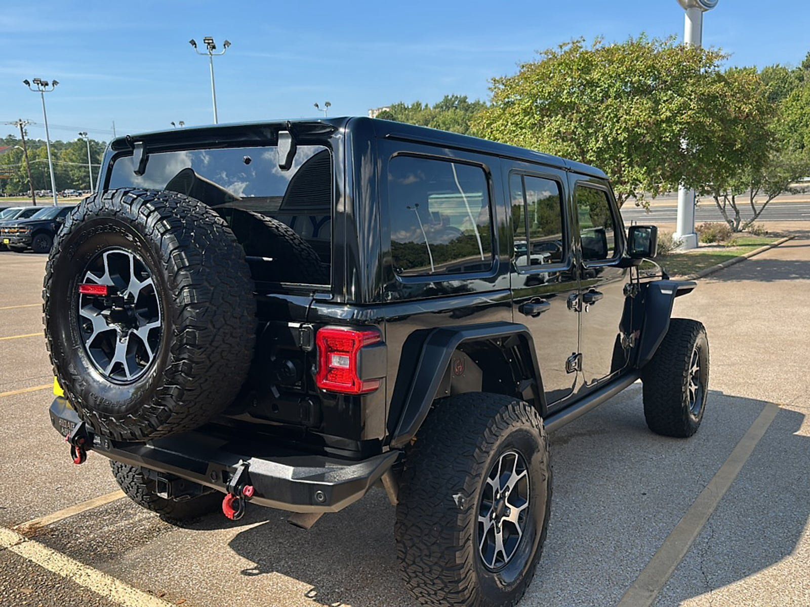 Used 2018 Jeep Wrangler Unlimited Rubicon AWD/4WD image 11