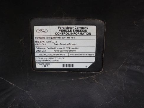 Used 2011 Ford Escape XLT image 35