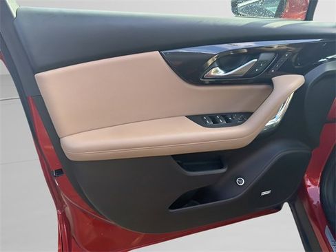 Used 2021 Chevrolet Blazer Premier w/ Driver Confidence II Package image 11