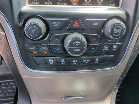 Used 2017 Jeep Grand Cherokee Limited AWD/4WD image 29
