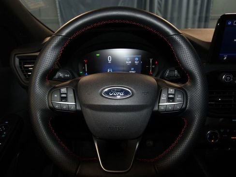 Used 2025 Ford Escape ST-Line w/ Equipment Group 301A FWD image 11