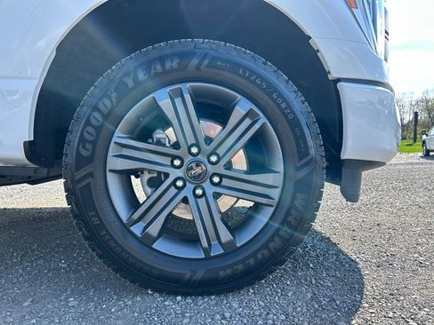 Used 2023 Ford F150 Lariat w/ Equipment Group 502A High image 22