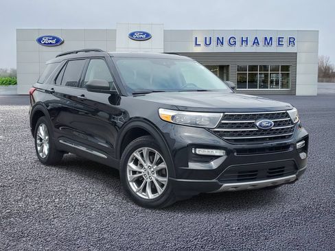 Used 2024 Ford Explorer XLT w/ Equipment Group 202A AWD/4WD image 1