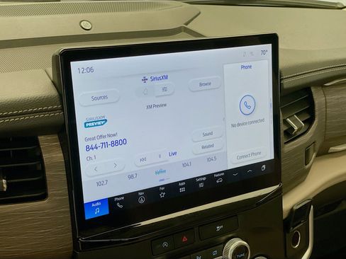 Used 2024 Ford Expedition Max Limited image 11