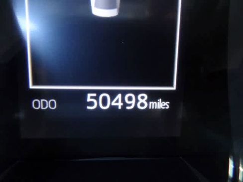 Used 2024 Toyota Camry SE image 8