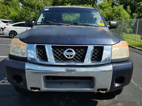 Used 2010 Nissan Titan SE AWD/4WD image 7