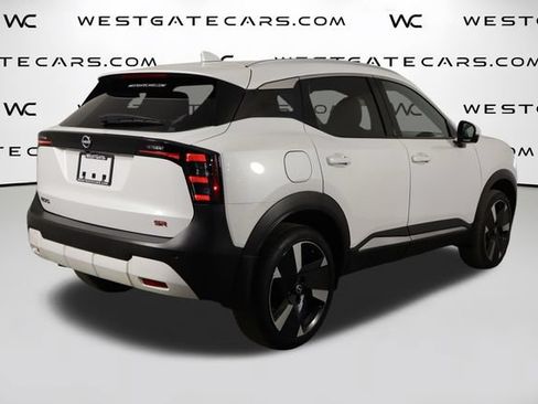 Used 2025 Nissan Kicks SR FWD image 42