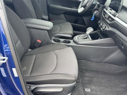 Used 2024 Kia Forte LXS w/ LXS Technology Package FWD image 15