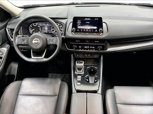 Used 2024 Nissan Rogue SV FWD image 15
