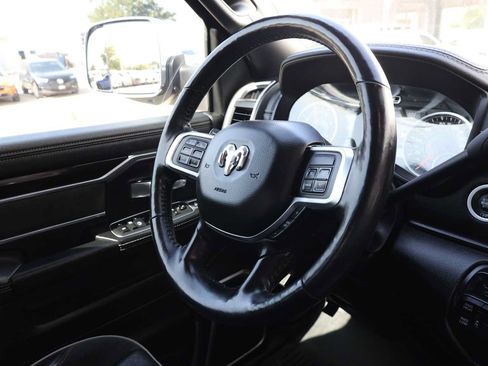 Used 2019 RAM 2500 Laramie AWD/4WD image 16