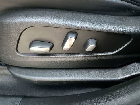 Used 2024 Cadillac XT6 Premium Luxury w/ Platinum Package image 12