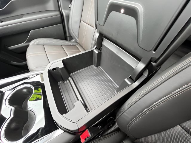 New 2026 Chevrolet Tahoe High Country AWD/4WD image 21