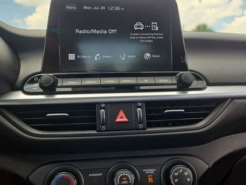 Used 2023 Kia Forte LXS w/ LXS Technology Package FWD image 27