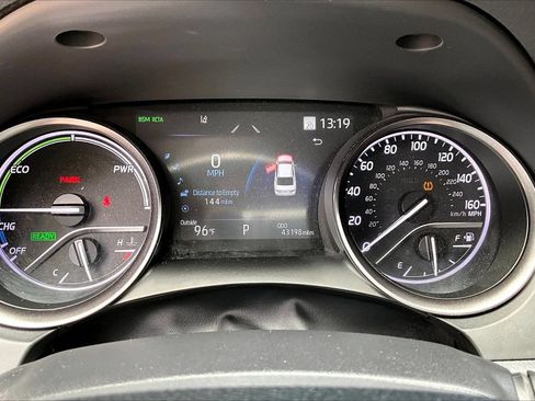 Used 2021 Toyota Camry XSE w/ Cold Weather Package FWD image 12