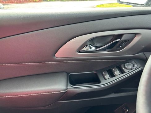 Used 2023 Chevrolet Traverse LT w/ LPO, Floor Liner Package image 29
