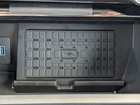 Used 2023 Ford F150 Lariat w/ Equipment Group 502A High AWD/4WD image 30