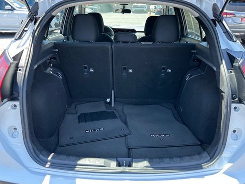 Used 2024 Nissan Kicks SR FWD image 18