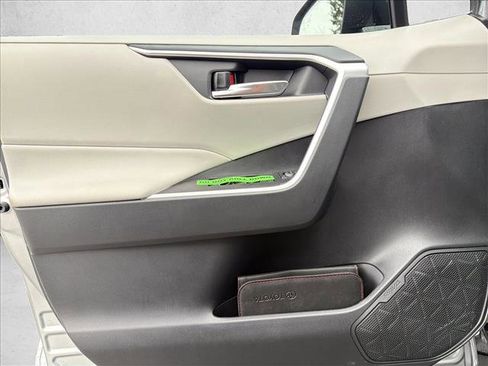 New 2025 Toyota RAV4 XLE image 10