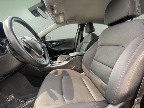Used 2023 Chevrolet Malibu LT w/ Midnight Edition FWD image 13