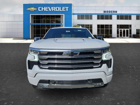 New 2026 Chevrolet Silverado 1500 High Country AWD/4WD image 8