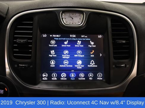 Used 2019 Chrysler 300 C w/ Harman/Kardon Audio Group RWD image 14