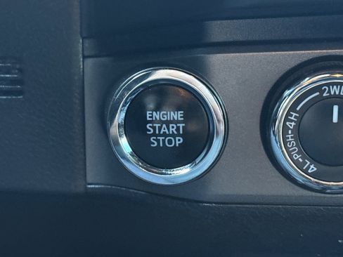 Used 2022 Toyota Tacoma TRD Off-Road w/ Technology Package image 20