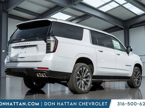 New 2026 Chevrolet Suburban High Country w/ Sun And Tow Package image 37