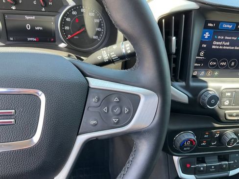 Used 2023 GMC Terrain SLT w/ Tech Package AWD/4WD image 12