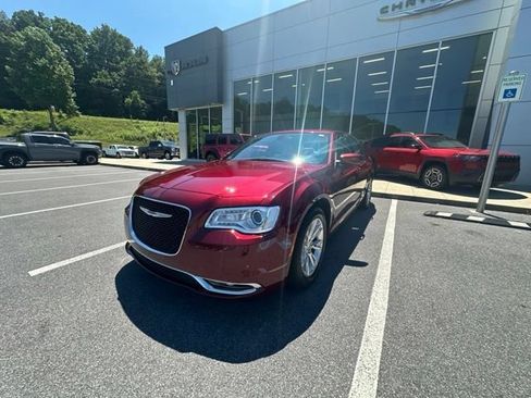 Used 2020 Chrysler 300 Touring L w/ Quick Order Package 2EF RWD image 27