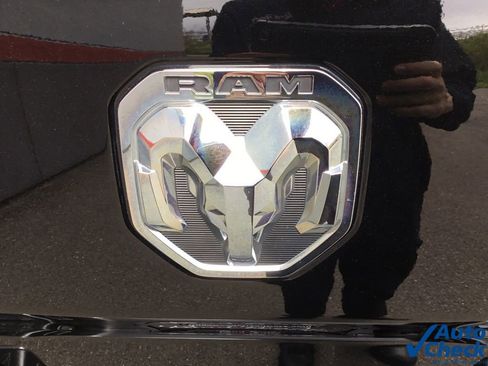 Used 2020 RAM 2500 Tradesman AWD/4WD image 17